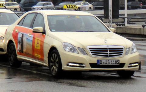 Xe Taxi